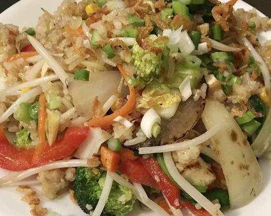 Fried Rice with Mixed Veggie and Tofu ( Cơm chiên rau đậu)