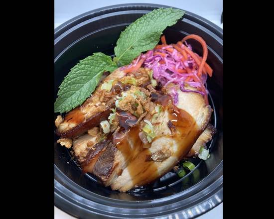 Japanese style braised pork belly ( thịt ba chỉ kho)