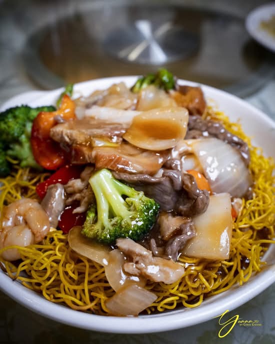 Cantonese chowmein/ mì xào giòn