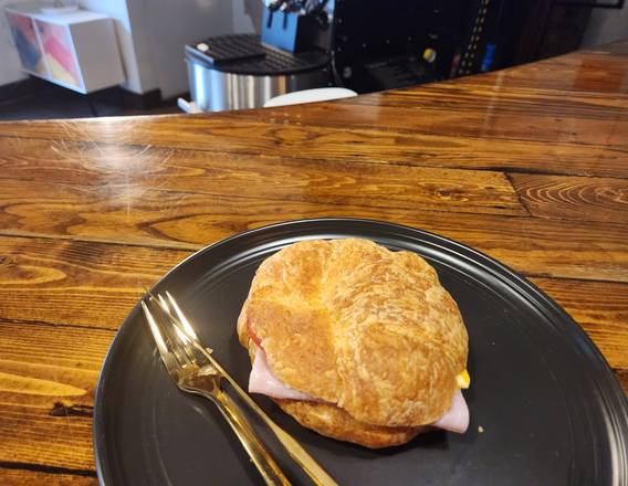 HAM & CHEESE PANINI