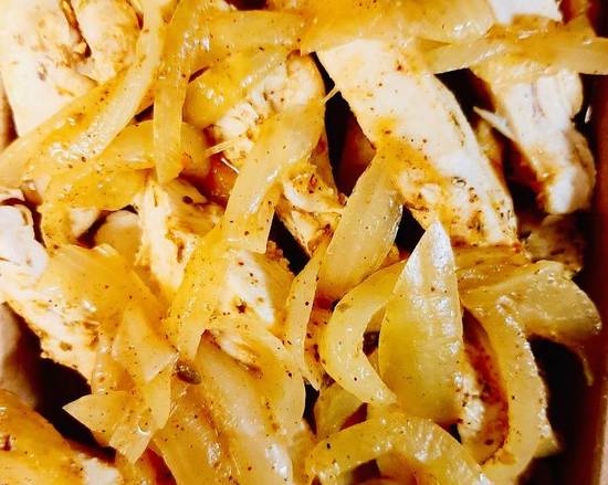 Grilled chicken poutine