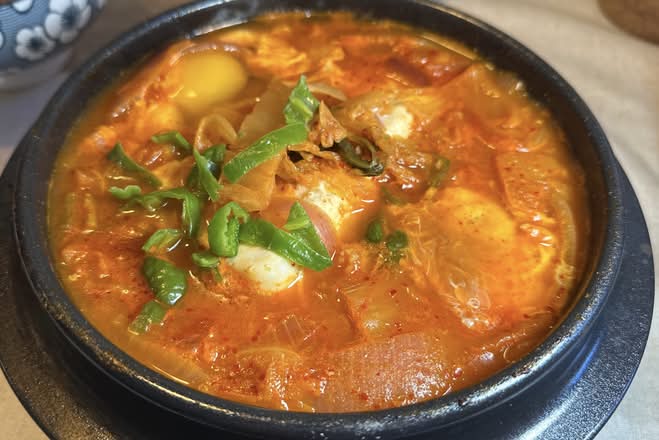 Kimchi tofu soup