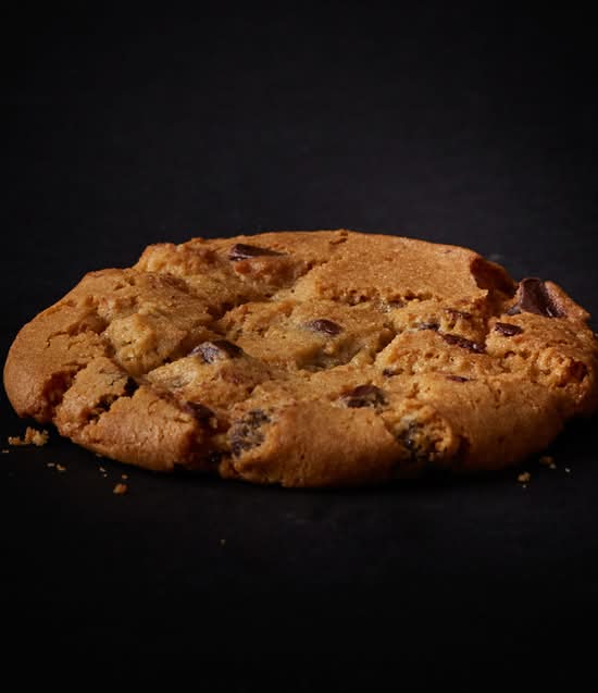 CHOCOLATE CHIP COOKIE - CALS 250
