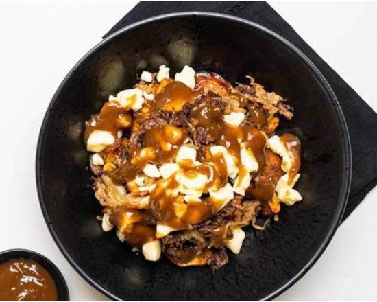 Moyenne poutine Shawarma