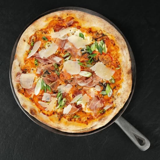 Pizza prosciutto / Prosciutto Pizza
