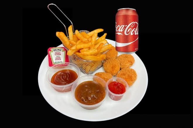 Chicken Nuggets (6 pcs), Fries, and Pop