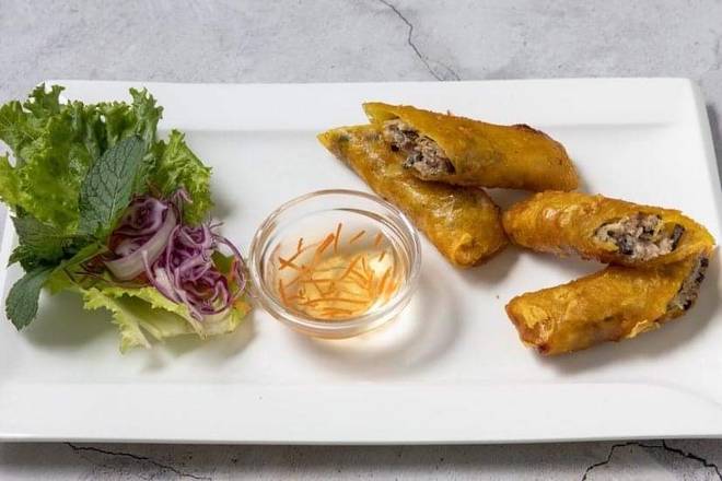 Deep-Fried Vietnamese Spring Rolls - Cha Nem (2 pcs)
