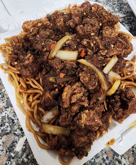 Chili Chicken Chow Mein