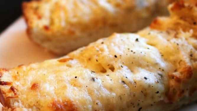 Cheesy Garlic Bread - Large
