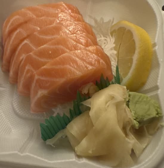 Salmon Sashimi (Half)
