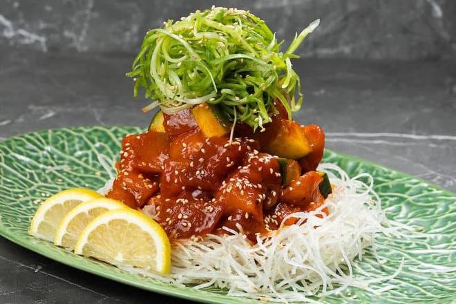 Spicy Salmon Sashimi