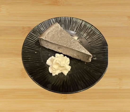 Black Sesame Cheese Cake