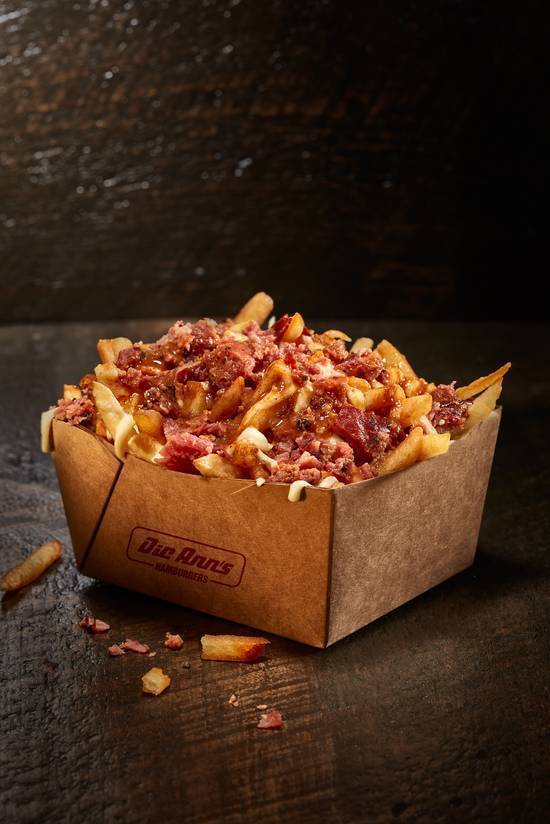 Poutine à la Viande Fumée / Smoked Meat Poutine