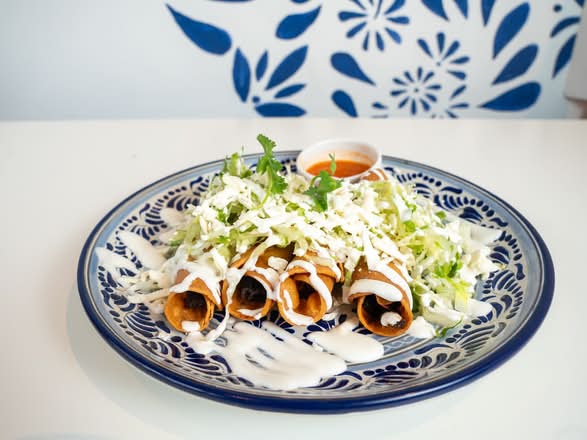 Crispy Chicken Tacos Dorados (3)