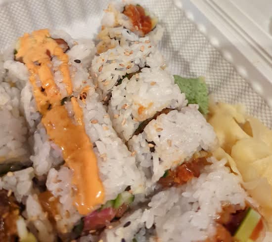Spicy Salmon Roll