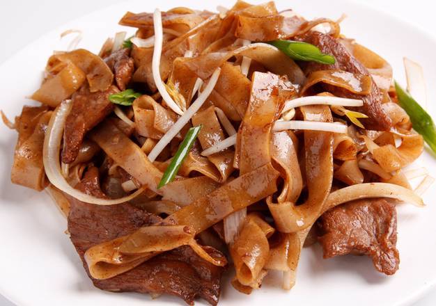 Rice Noodles with Beef