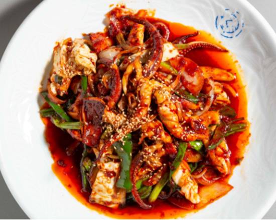 Ojingeo Bokeum (매운 오징어 볶음)