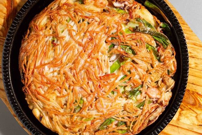 Seafood  Pancake (해물파전)