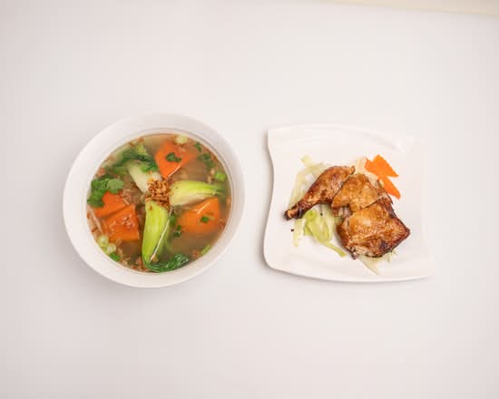 224 - Crispy Chicken Egg Noodle Soup (Mì Gà Da Giòn)