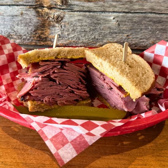 Sandwich Smoked Meat / Smoked Meat Sandwich