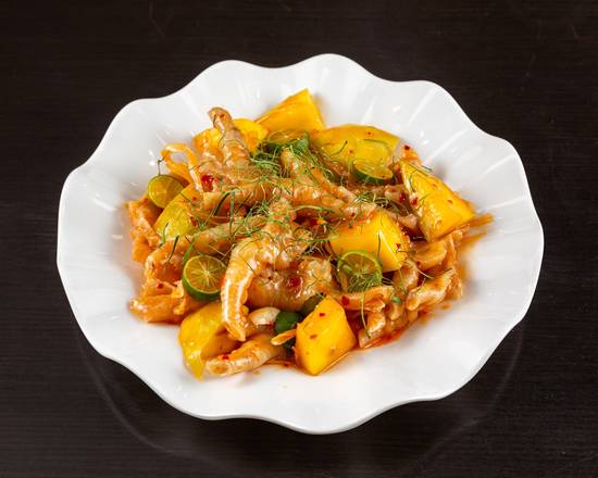 Chan Gà Sốt Thái / Chicken Feet & Mango in Thai Sauce