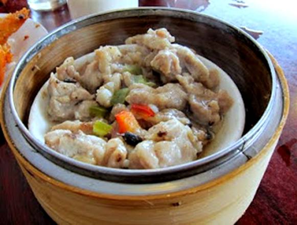 D8 Steamed Spare Ribs