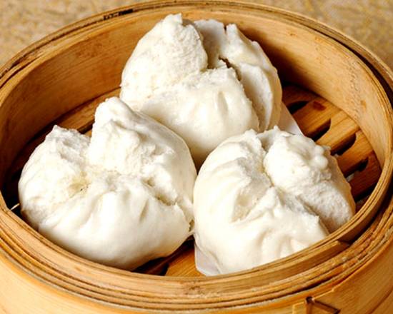 D17 Steamed Chicken Bun