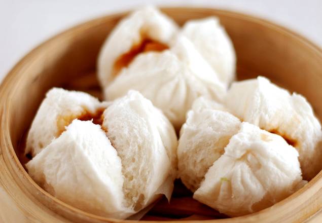 D16 B.B.Q Pork Bun
