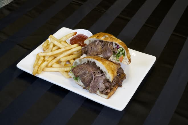 Tombik Döner/Shawarma Sandwich