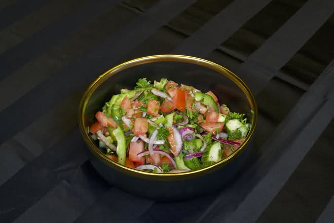 Classic Salad (Çoban Salatası)