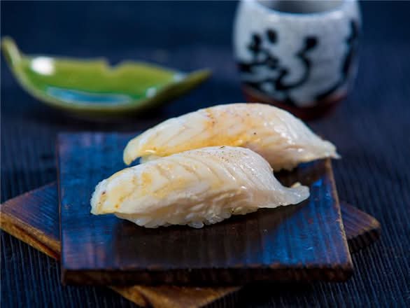 Red Snapper Torched Sushi(2p)