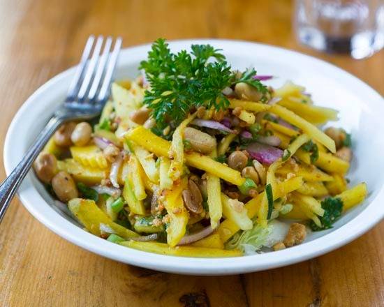 Salade de mangue / Mango Salad