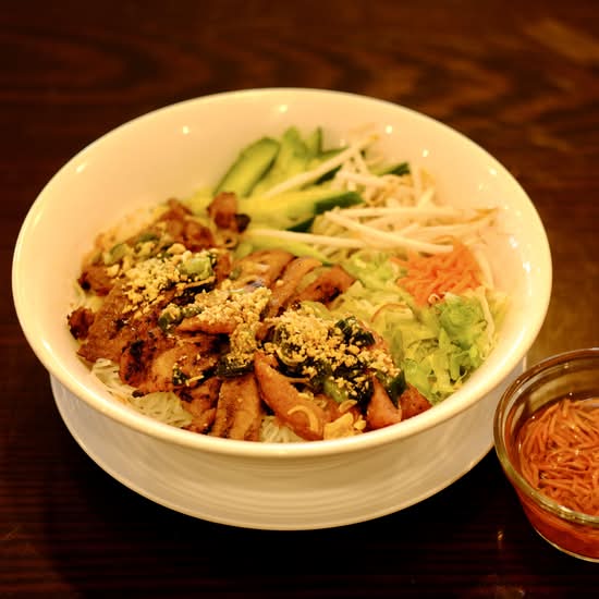 55. BBQ Bowl / THỊT NƯỚNG