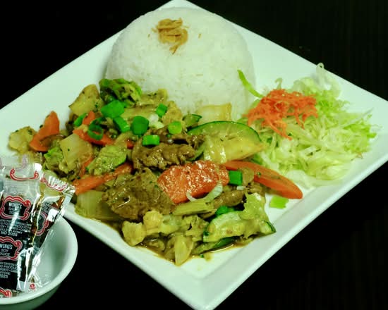 73. Beef Curry Stir Fry / Bò Xào Lăn