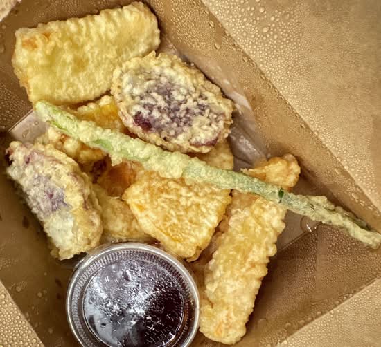 Vegetable Tempura (8 pcs)
