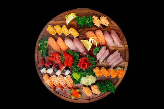 Party Tray D (Sashimi, Nigiris and Chef Special Roll) (42 pc)