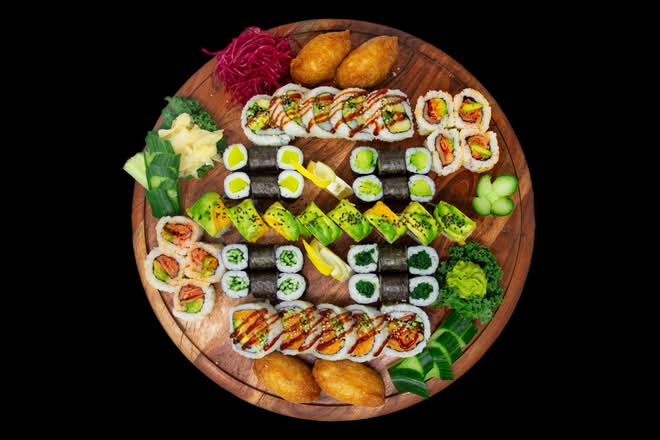 Veggie Party Tray (54 pcs)