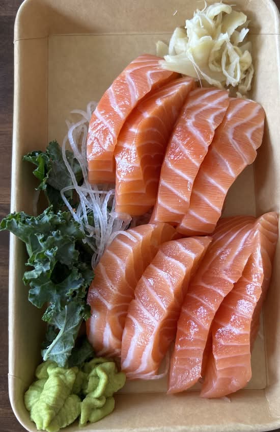 Salmon (Atlantic) Sashimi (8 pcs)