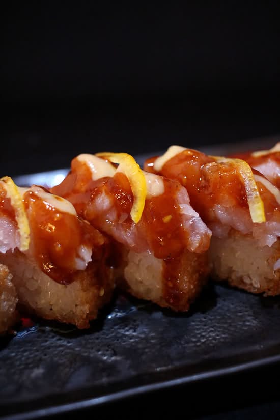 Spicy Tuna Oshi