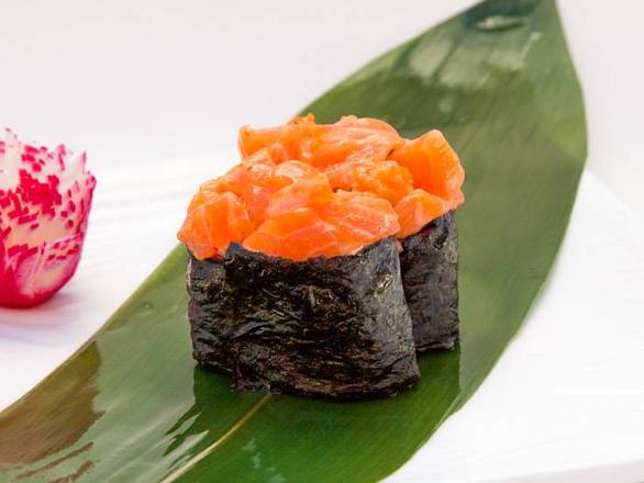 Saumon Épicé(2mcx)/Spicy Salmon(2pc)-Nigiri
