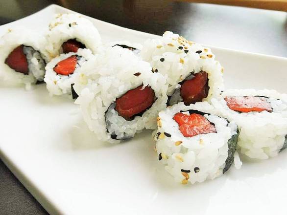 Spicy Salmon Roll