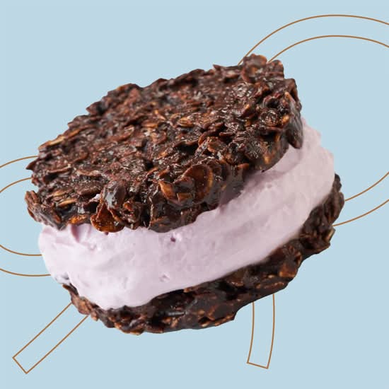 Chocolate Oat Cheesecake Sandwich – Blueberry