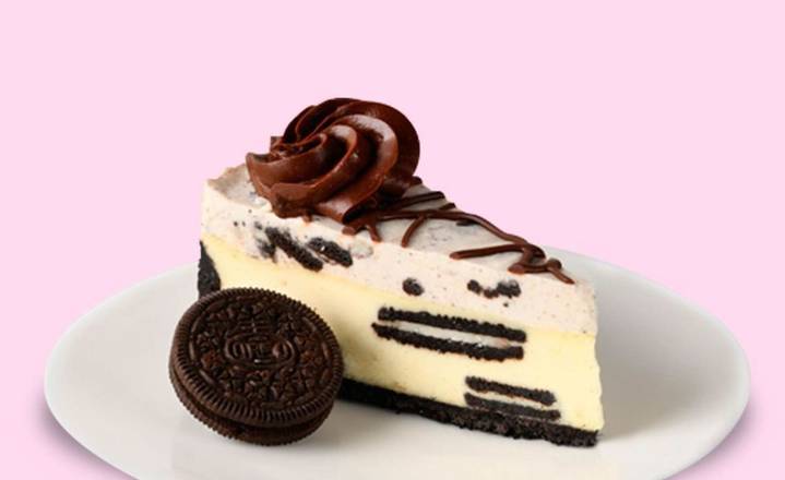 Oreo Cookies and Cream Cheesecake