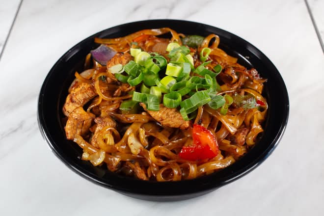 Schezwan Lo Mein rice noodles