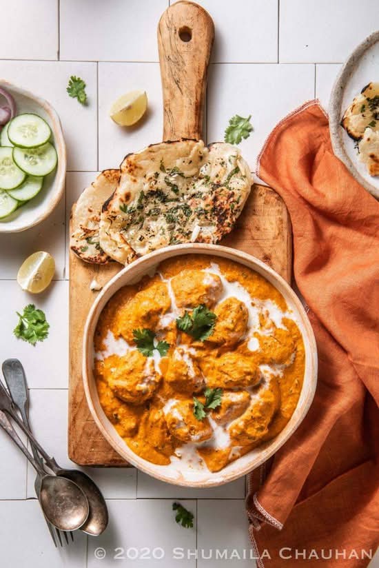 Chicken Vindaloo w/ Rice/ Naan/ Roti