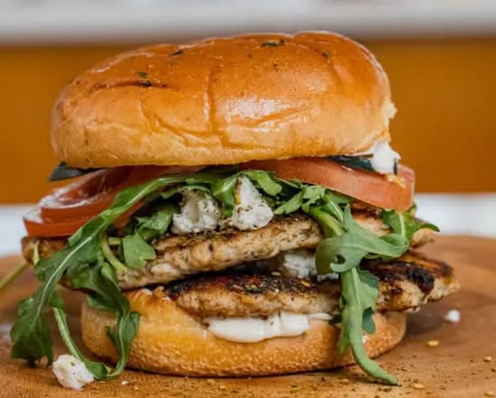 Smash Chicken Burger