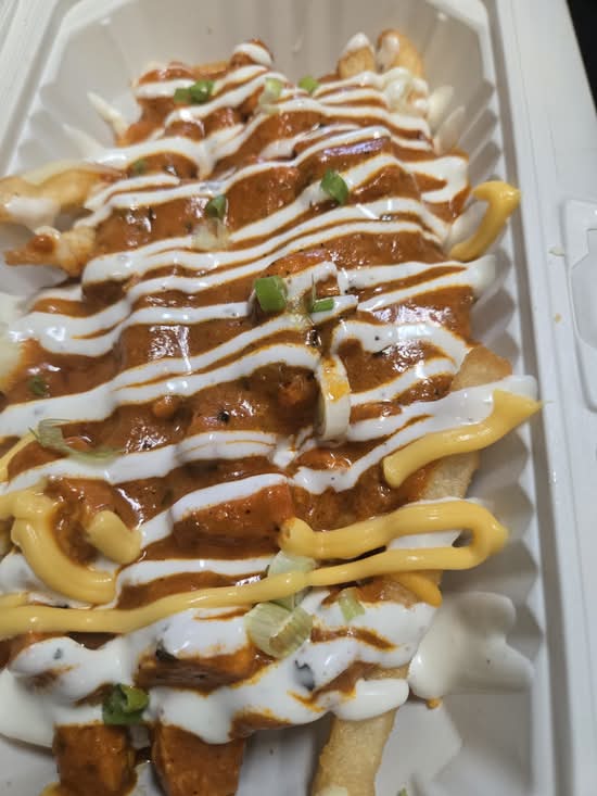 Butter Chicken Poutine