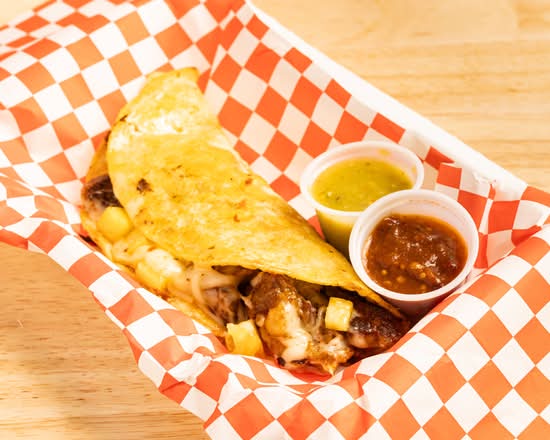 Adobo de Pastor Quesadilla