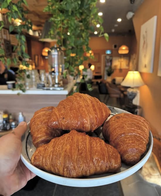 Butter croissant