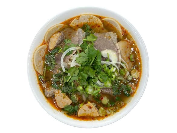 110. Spicy Rice Noodle Sop with Chicken Balls, Beef Flank & Ham